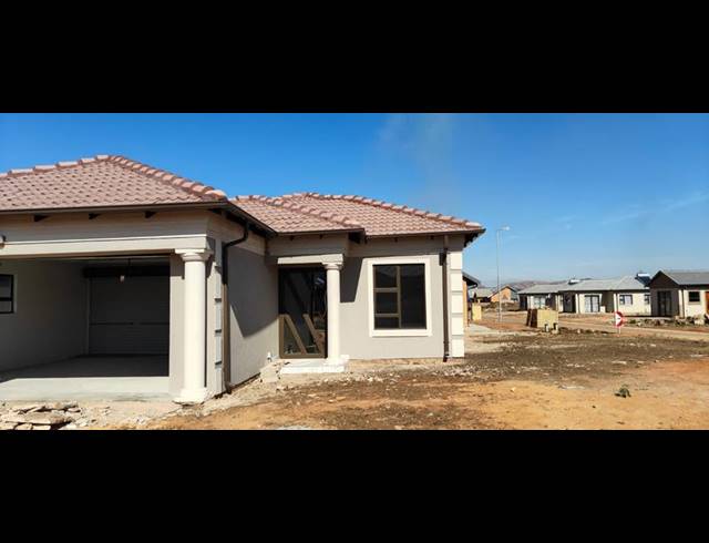 2 BEDROOM HOUSE FOR SALE IN VANDERBIJLPARK CW 5
